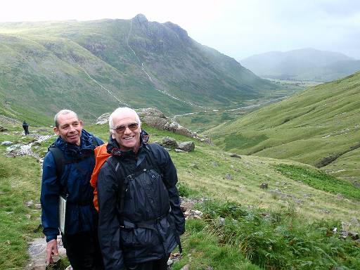 13_49-1.jpg - Tony, Paul and a view. At last! Pike of Stickle in the background.